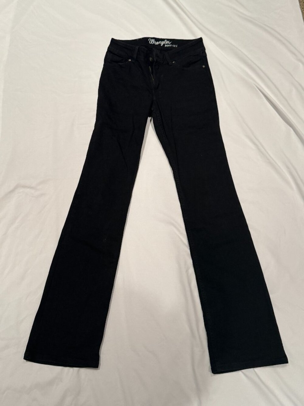 Wrangler Women’s Black Bootcut Jeans Size 9 x 36 Long Western Jeans